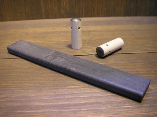 #237 黒鉛棒 7tX20wX65mm/Graphite solid