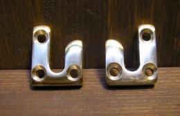 #330 GP鍵盤蓋回転金具(雌)/GP Fallboard pivot plate