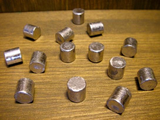 #5440-10 鍵盤鉛(100個入)/Key leads 10ΦX10mm(100pcs/bag)