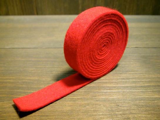 #260-63YR 鍵盤押えフェルト　赤/key stop rail felt,red 1.5tx15wx1.250mm