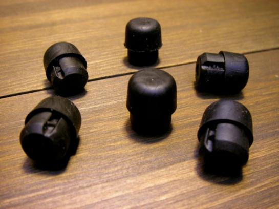 #271-11B ゴムボタン #11 黒 GP大屋根用 YAMAHA(10個入り)/Rubber button(Per 10)